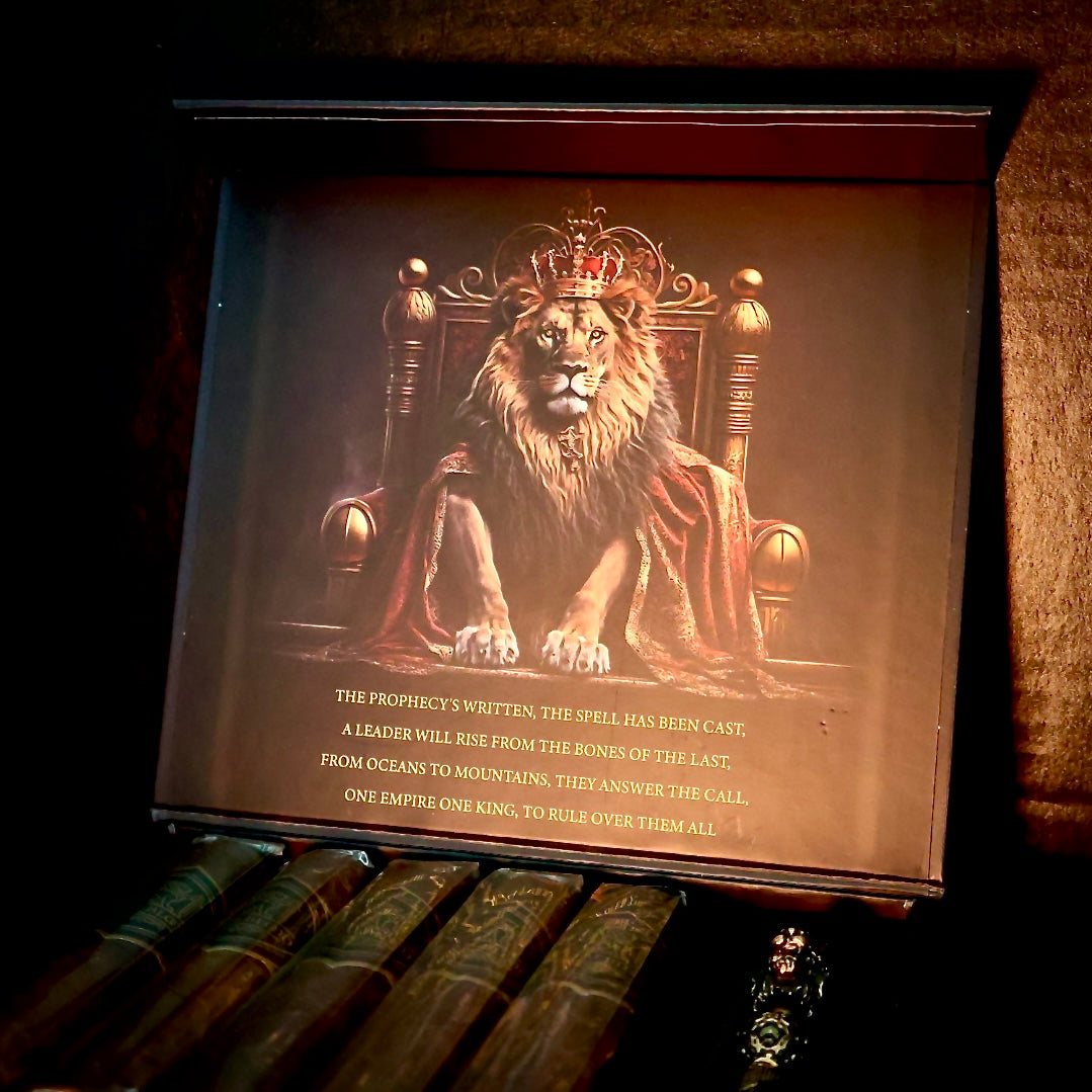 Royal Blood - Dagger and Cigars Gift Box