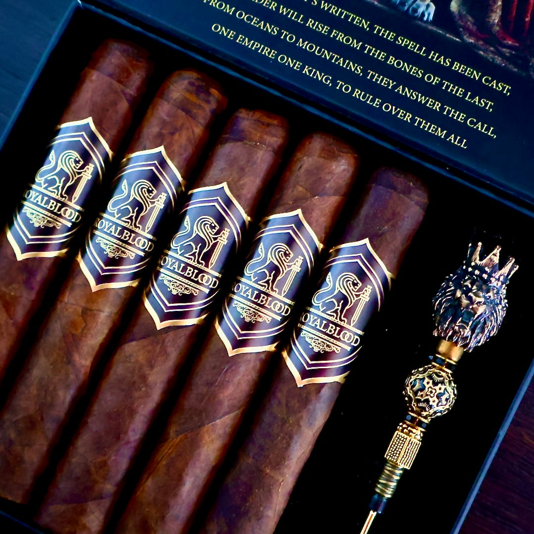 Royal Blood - Dagger and Cigars Gift Box