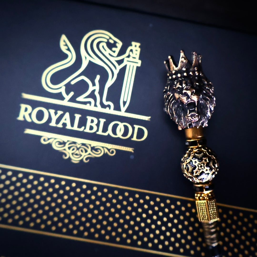 Royal Blood - Dagger and Cigars Gift Box