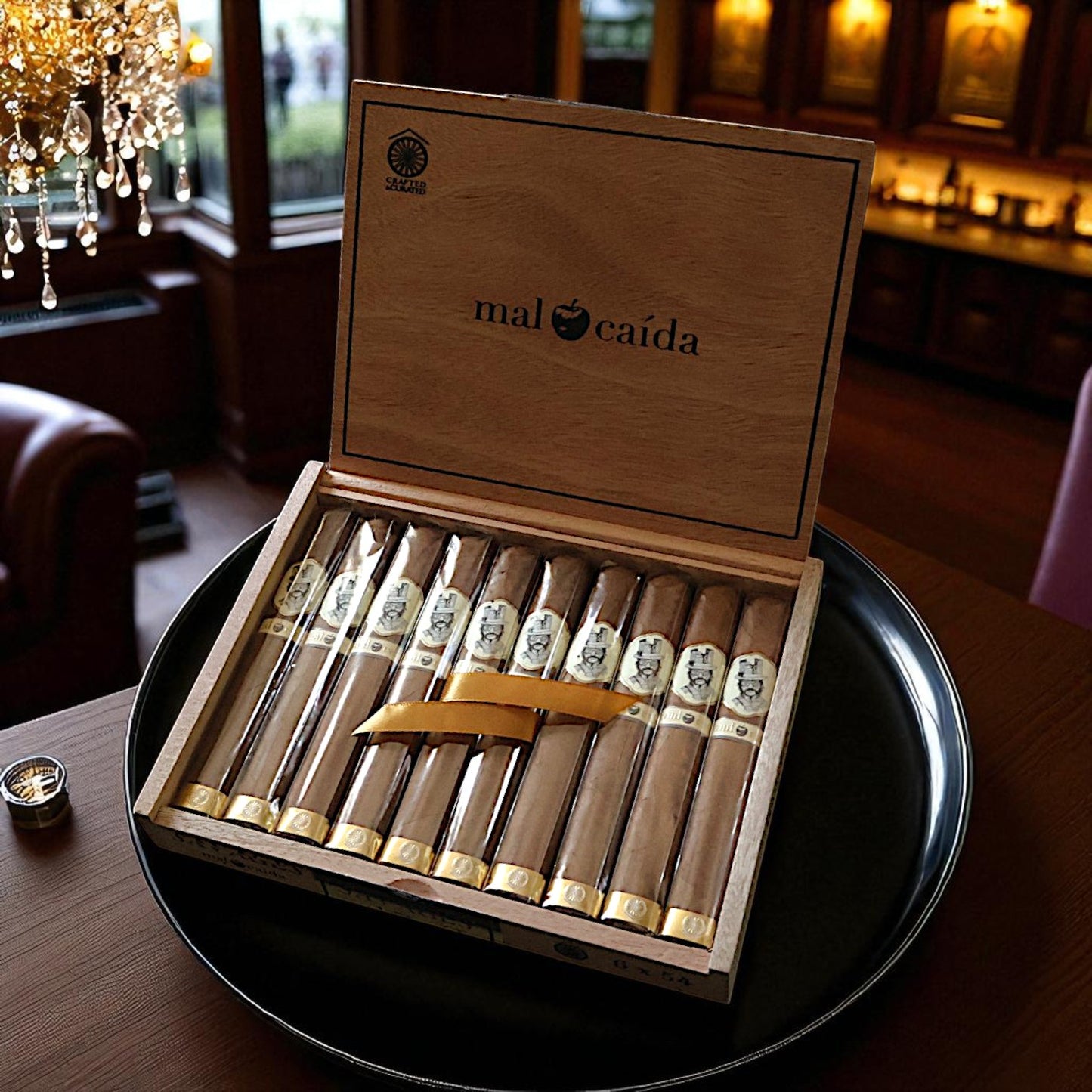 Caldwell Crafted & Curated Savages Mal Caída