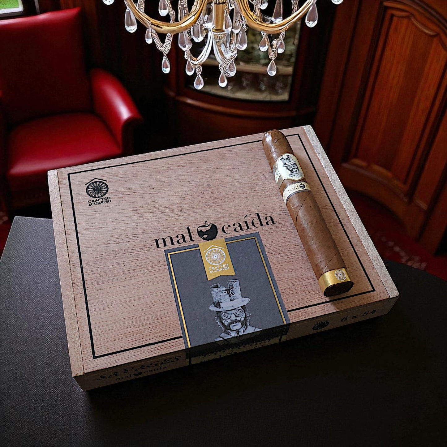 Caldwell Crafted & Curated Savages Mal Caída