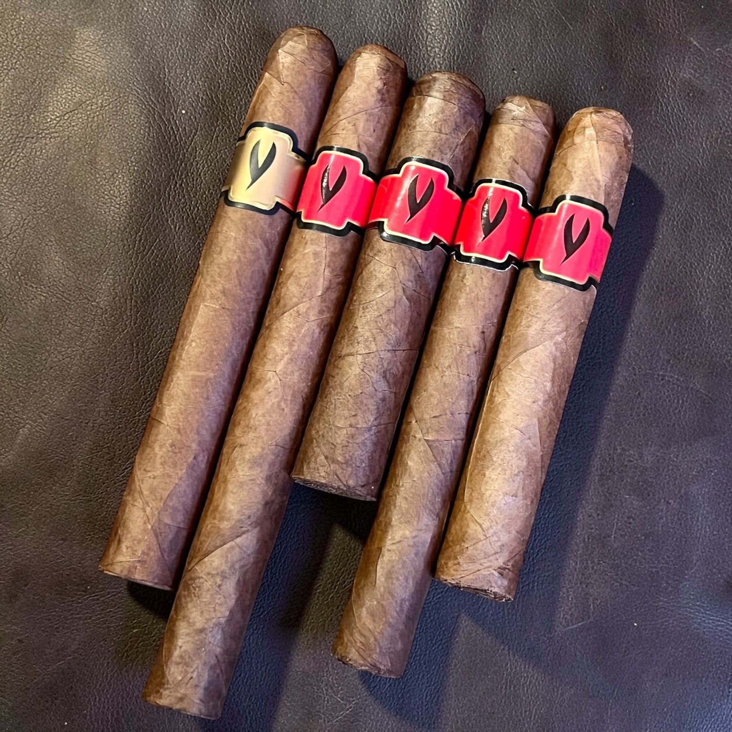 Smoking Jacket Cigars – Premium Sampler (5-Cigar Collection)