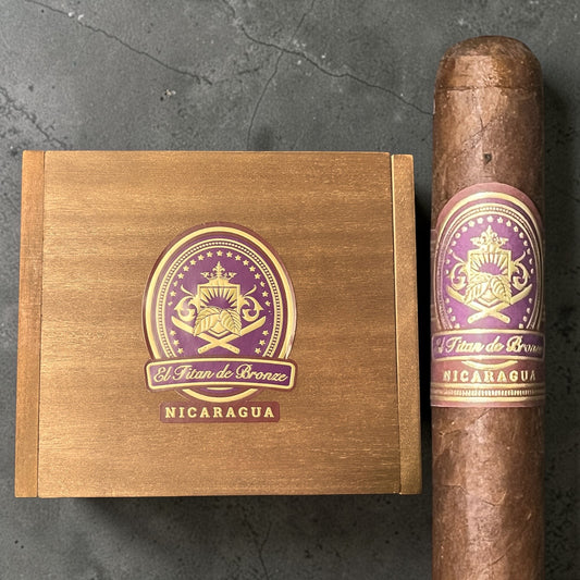 El Titan de Bronze NICARAGUA